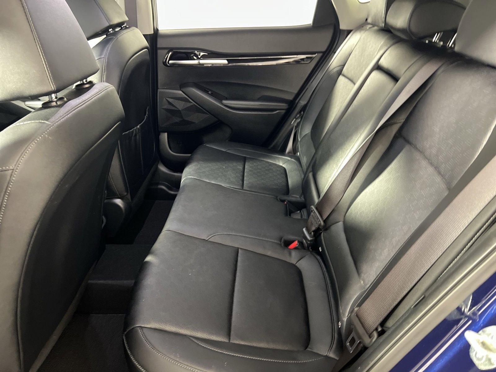 Used 2023 Kia Seltos EX image 25