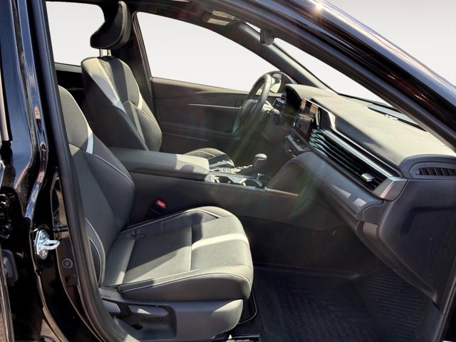 Certified 2025 Toyota Camry SE w/ Convenience Package AWD/4WD image 17
