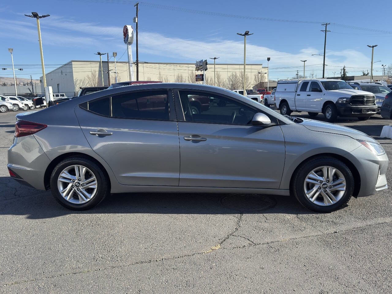 Used 2019 Hyundai Elantra SEL image 5