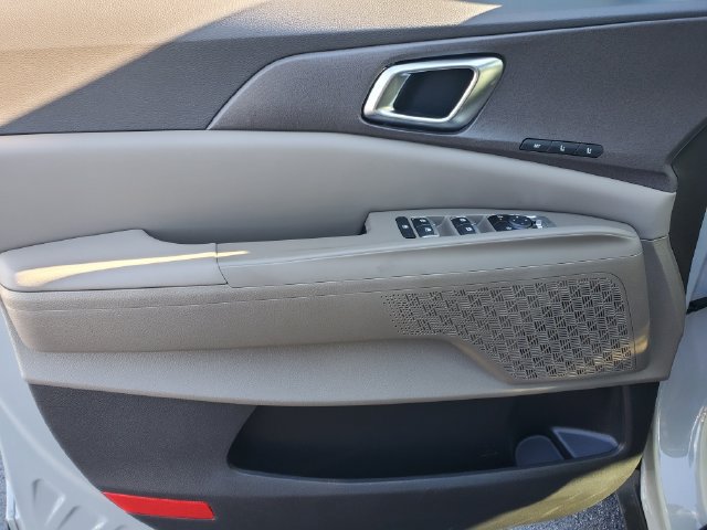 New 2026 Kia Carnival EX FWD image 19