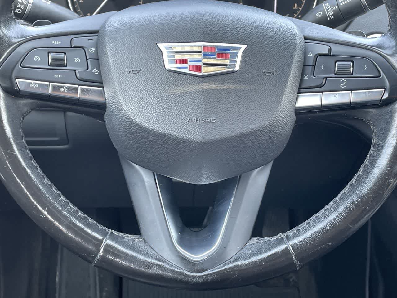 Used 2021 Cadillac XT4 Premium Luxury w/ Cold Weather Package AWD/4WD image 10