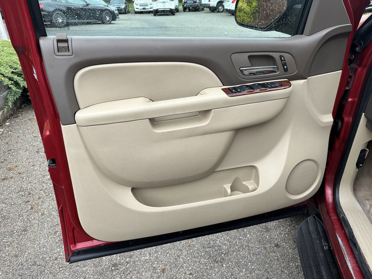 Used 2012 Chevrolet Suburban LT w/ All-Star Edition image 18