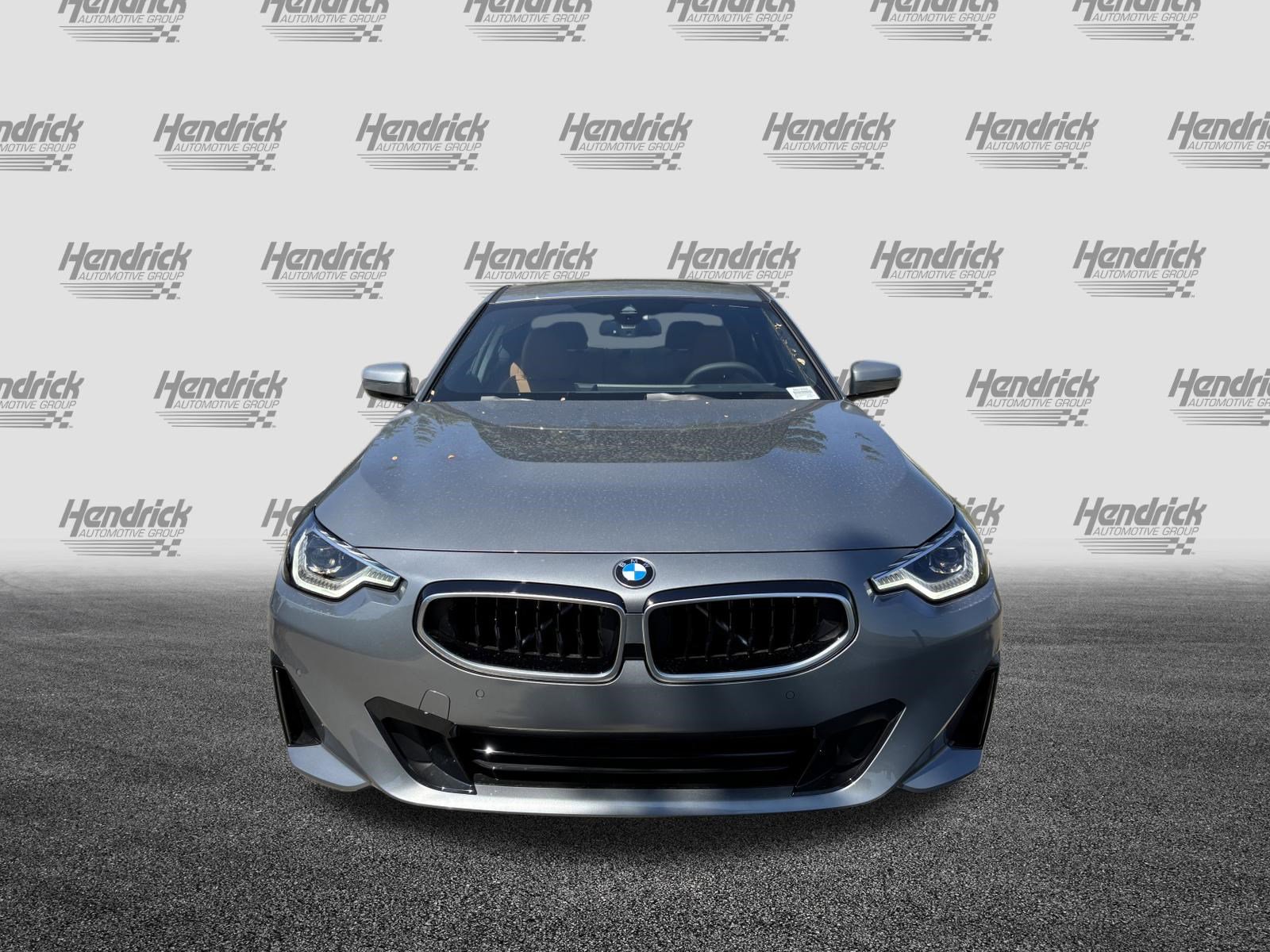 Used 2025 BMW 230i Coupe w/ Premium Package RWD image 3
