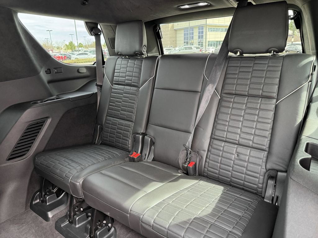 Used 2023 Cadillac Escalade Sport Platinum image 28