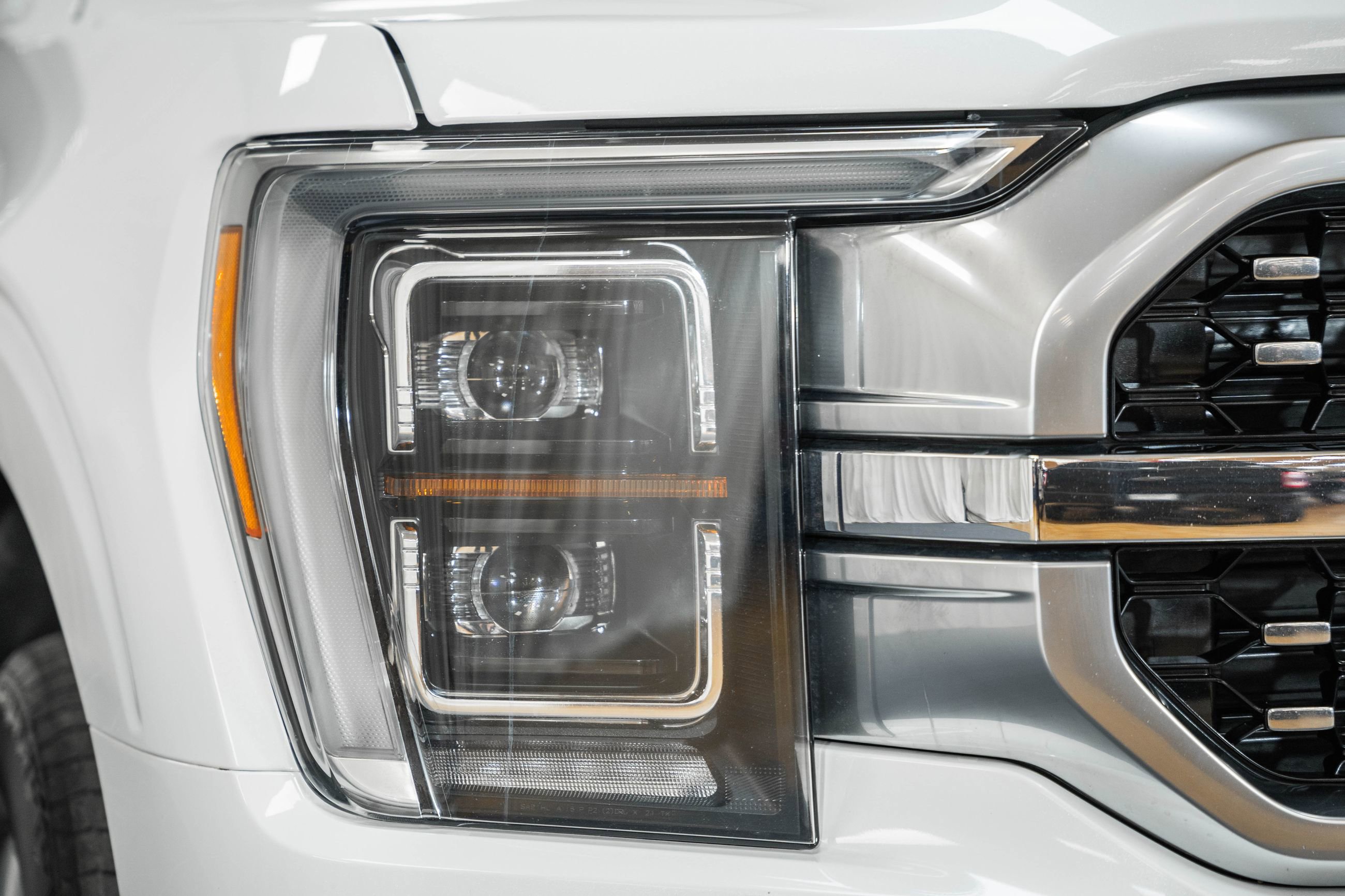 Used 2023 Ford F150 Platinum w/ FX4 Off-Road Package image 15