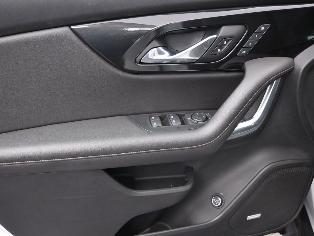 Used 2021 Chevrolet Blazer Premier w/ Driver Confidence II Package FWD image 12