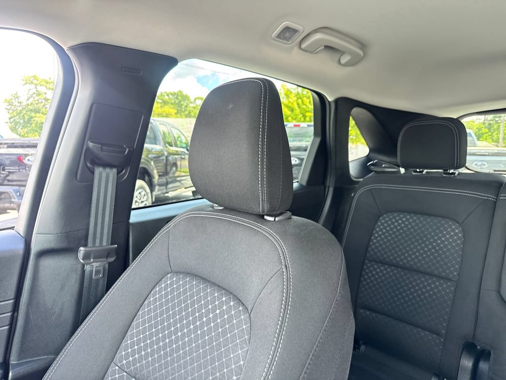 Used 2025 Ford Escape Active FWD image 36