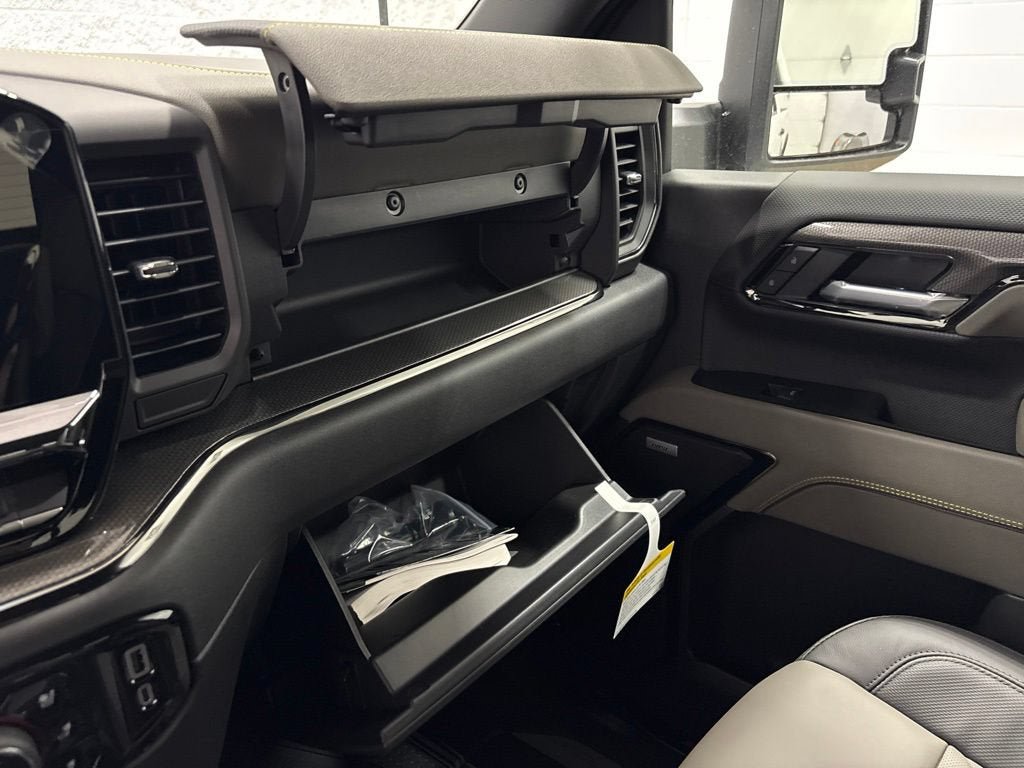 New 2026 Chevrolet Silverado 2500 ZR2 w/ LPO, Dark Essentials Package AWD/4WD image 28