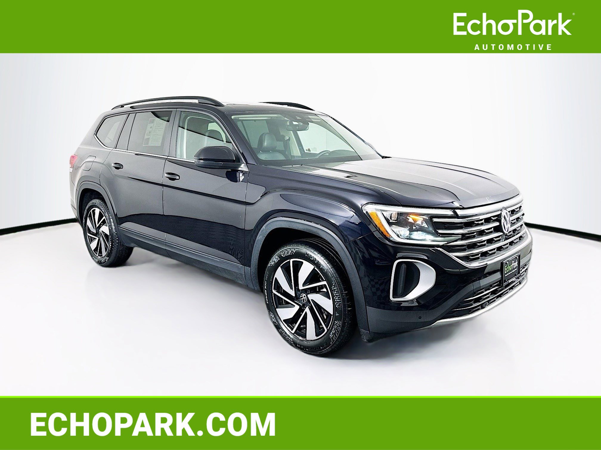 Used 2024 Volkswagen Atlas SE image 1