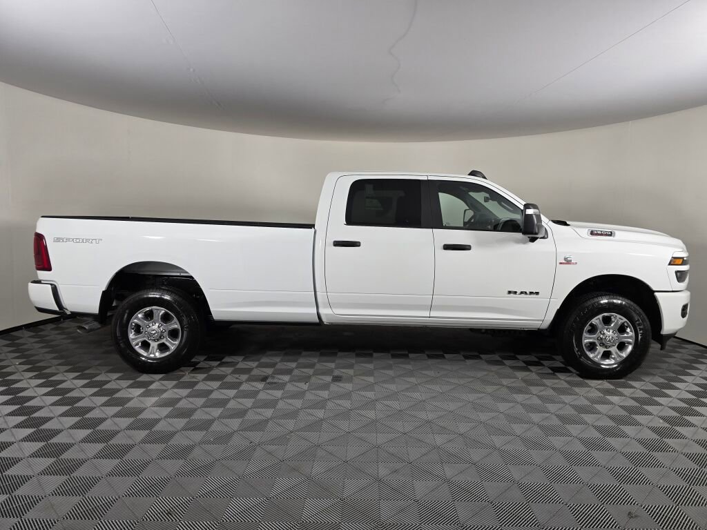 New 2026 RAM 3500 Big Horn image 3