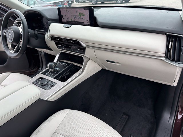 Used 2024 MAZDA CX-90 Plug-In Hybrid w/ Premium Plus AWD/4WD image 11