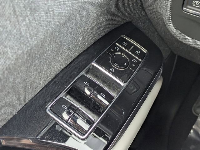 Certified 2026 Cadillac Escalade Platinum Sport w/ LPO, ONYX Package AWD/4WD image 26