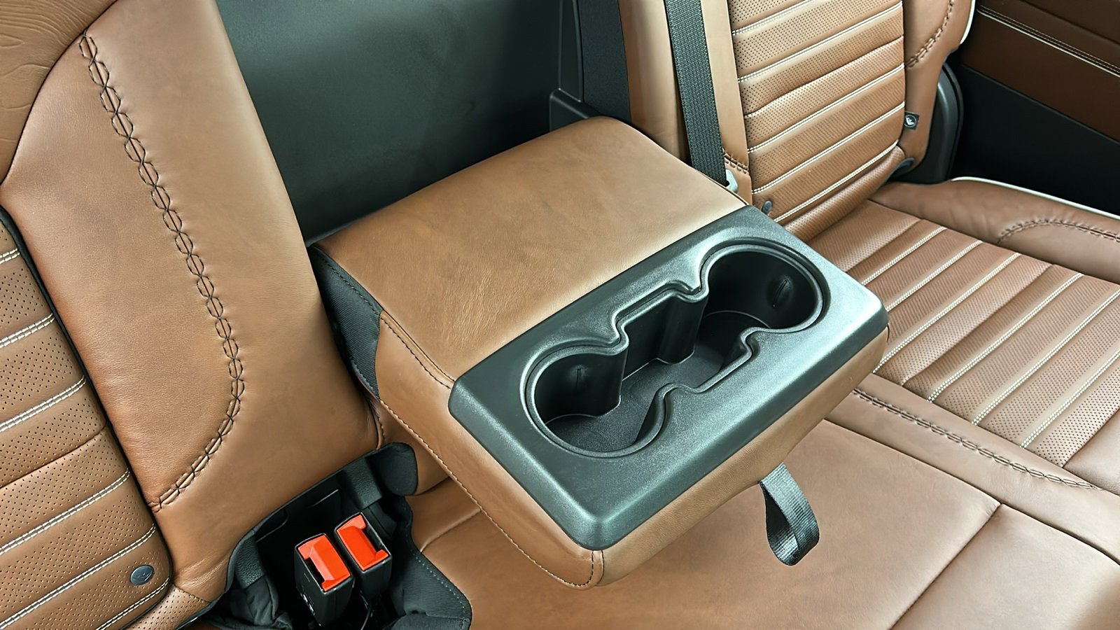 Used 2025 GMC Sierra 3500 Denali Ultimate image 44