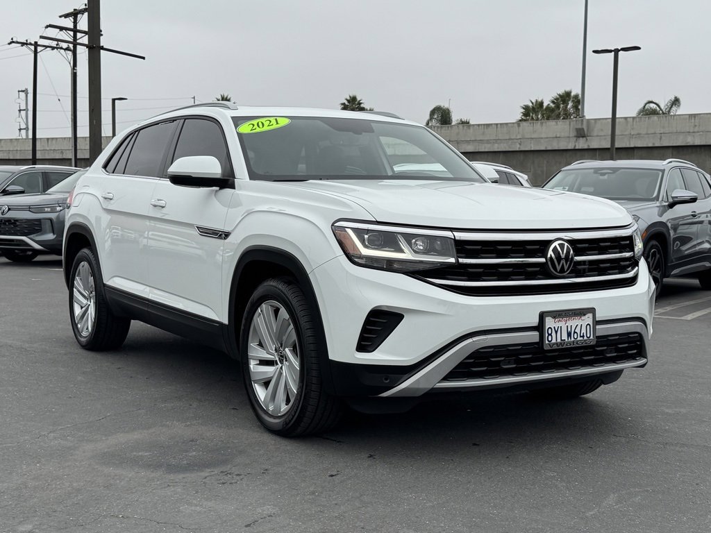 Used 2021 Volkswagen Atlas Cross Sport SE w/ Panoramic Sunroof Package