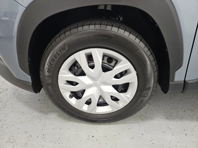 Certified 2024 Toyota Corolla Cross L AWD/4WD image 10