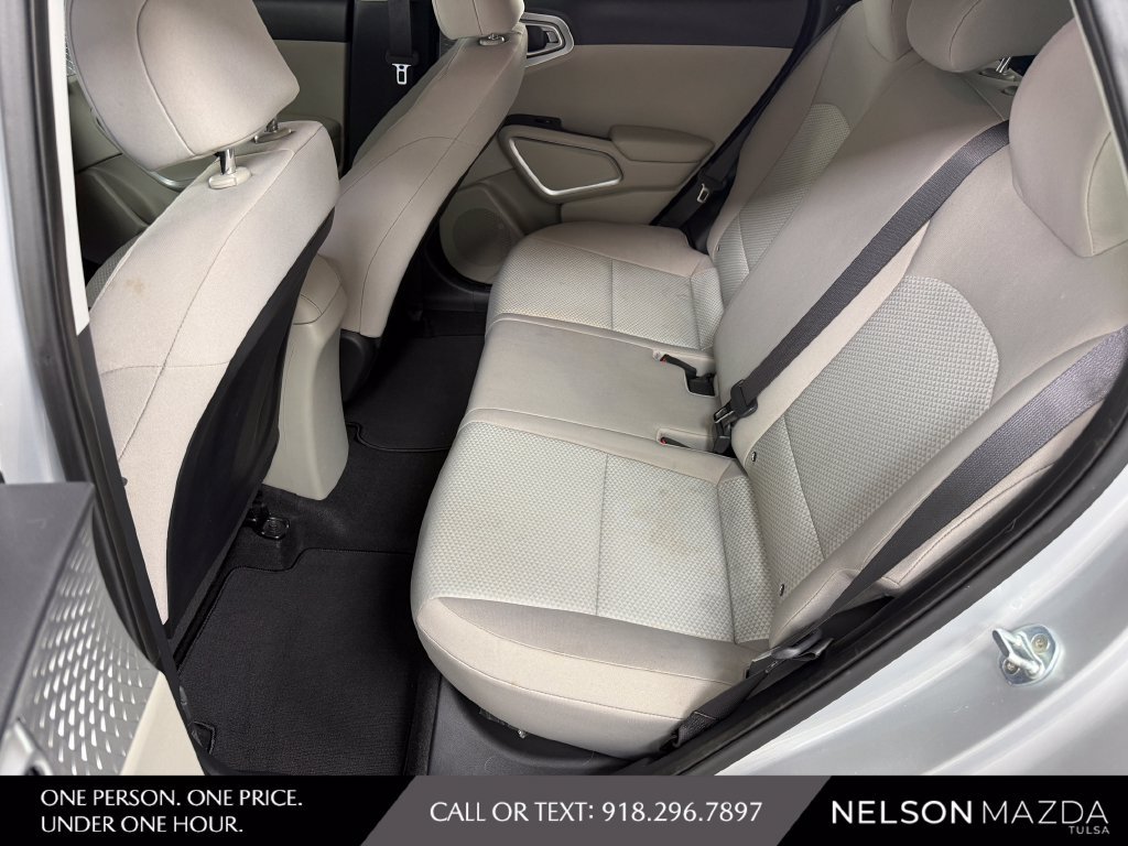 Used 2020 Kia Soul LX FWD image 33