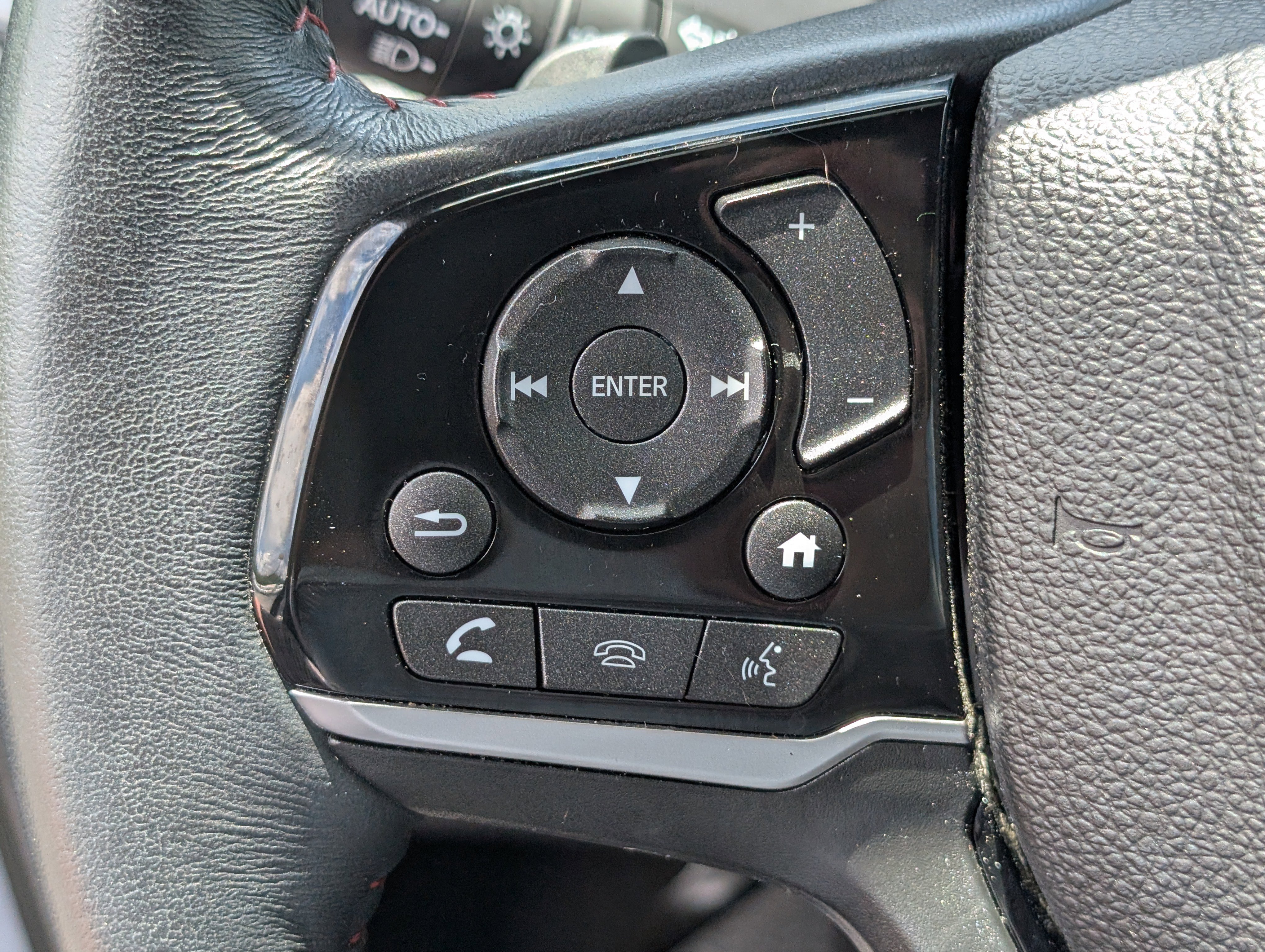 Used 2022 Honda Pilot Black Edition image 44