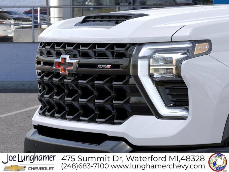 New 2026 Chevrolet Silverado 2500 ZR2 w/ LPO, Dark Essentials Package AWD/4WD image 14