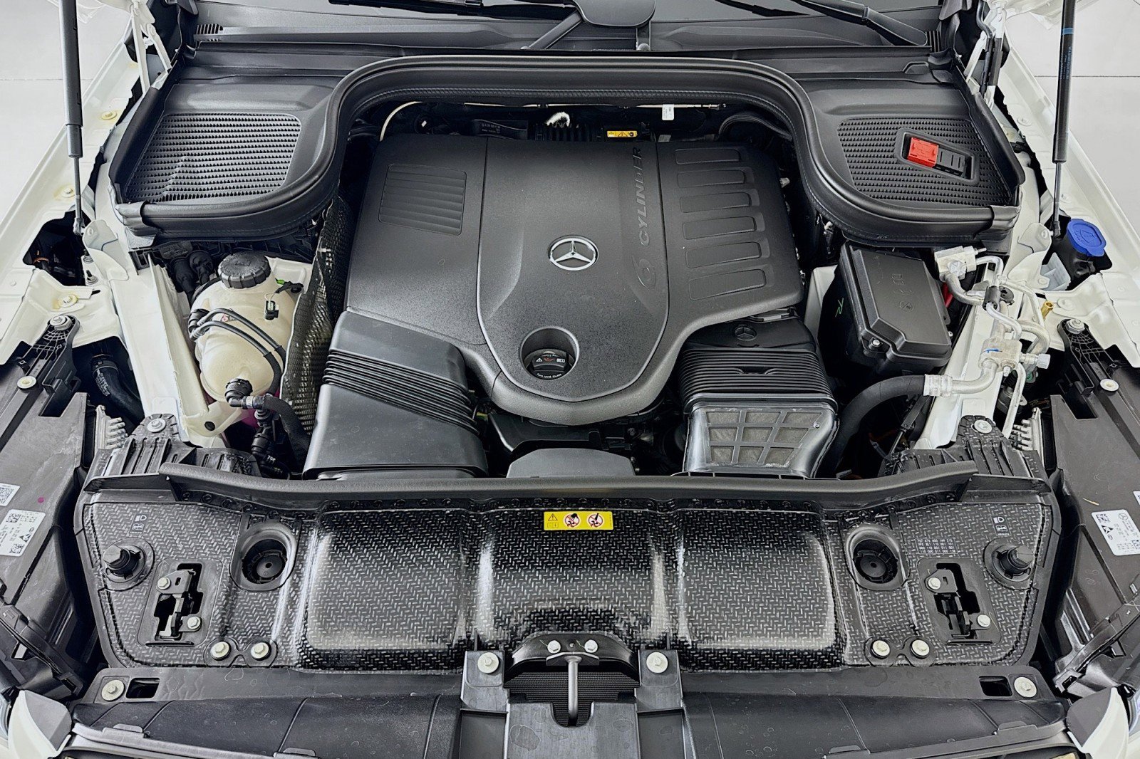 New 2026 Mercedes-Benz GLS 450 4MATIC image 11