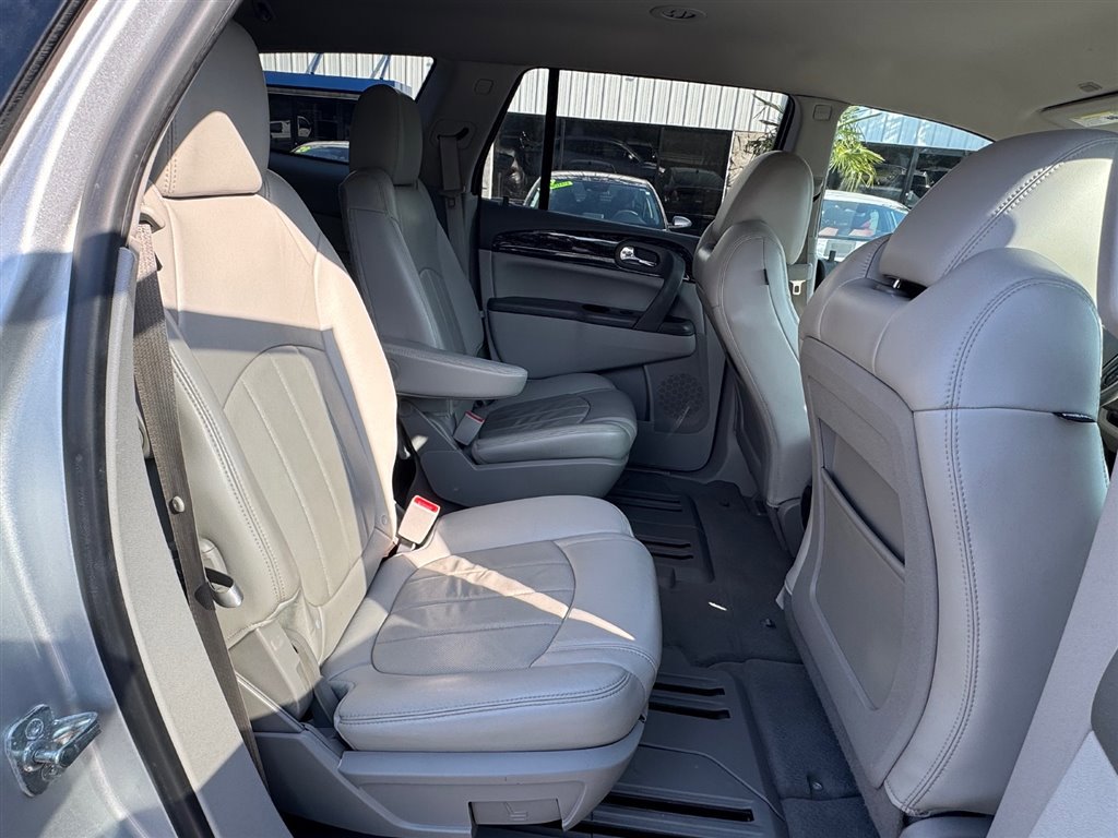 Used 2014 Buick Enclave Leather FWD image 21