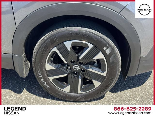 Certified 2025 Nissan Kicks SV w/ SV Premium Package AWD/4WD image 8