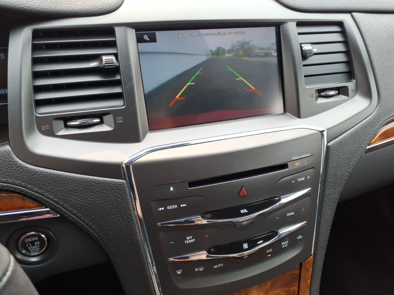 Used 2014 Lincoln MKS AWD w/ Equipment Group 101A image 24