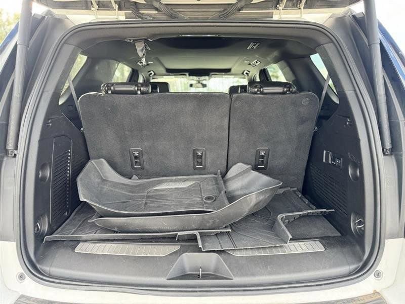 Used 2021 Chevrolet Tahoe Z71 w/ Z71 Signature Package AWD/4WD image 30