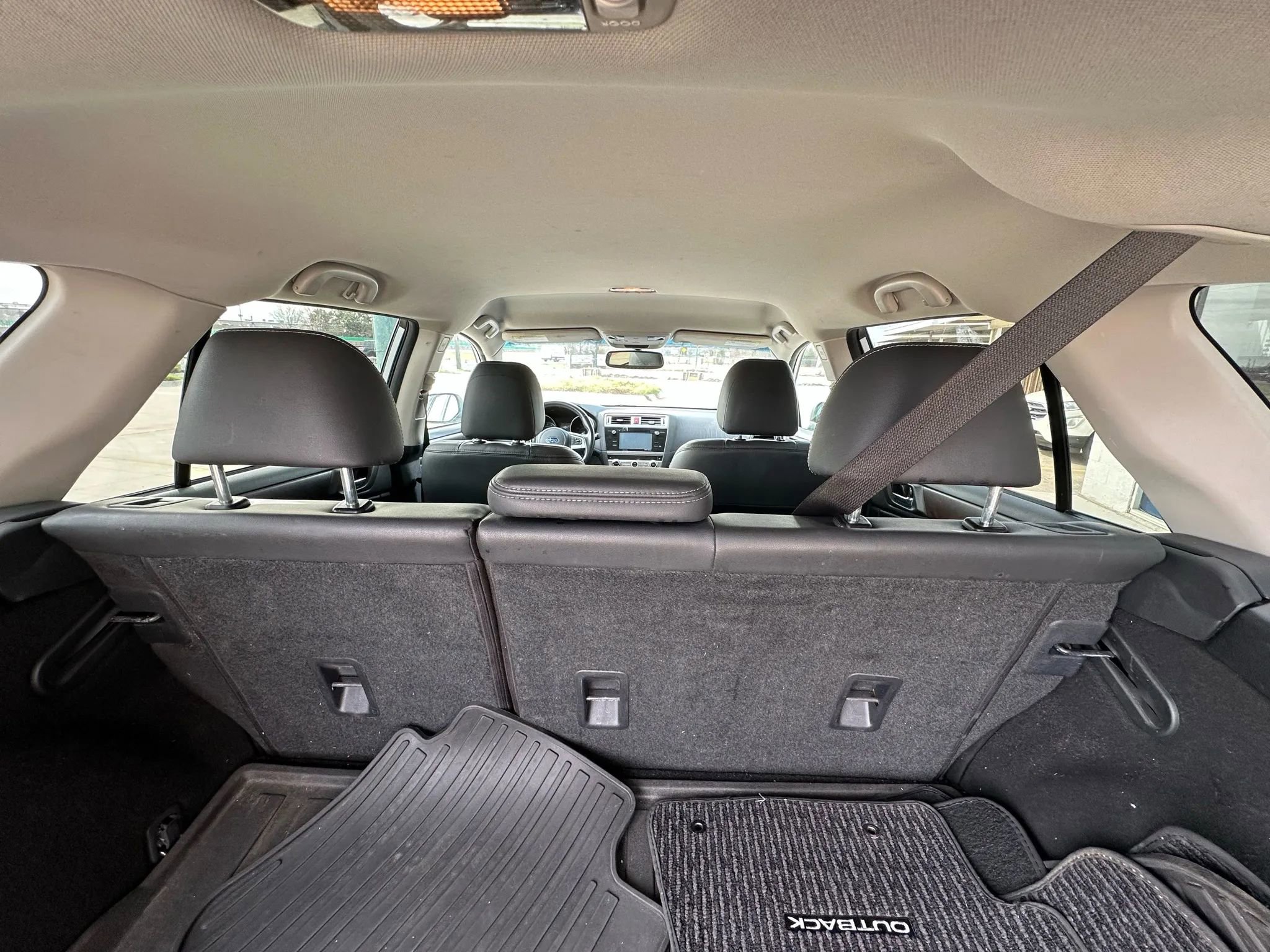 Used 2015 Subaru Outback 2.5i Limited image 11