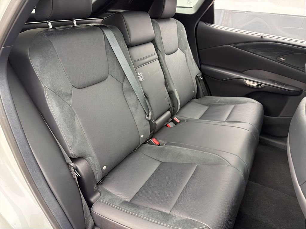 Used 2023 Lexus RX 350 w/ Accessory Package (K3) image 27