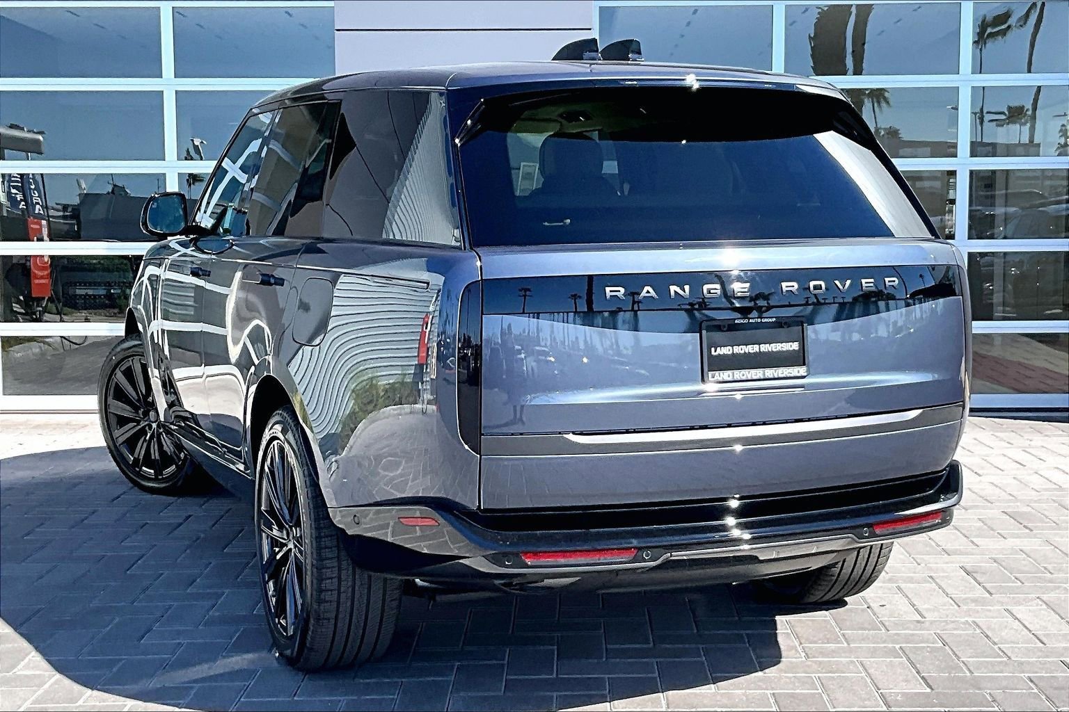New 2026 Land Rover Range Rover SE image 3