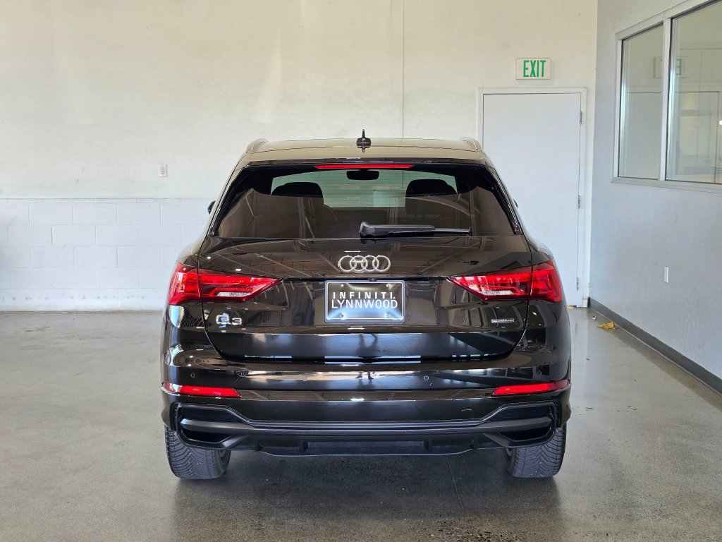 Used 2021 Audi Q3 2.0T Premium Plus w/ Premium Plus Package AWD/4WD image 5