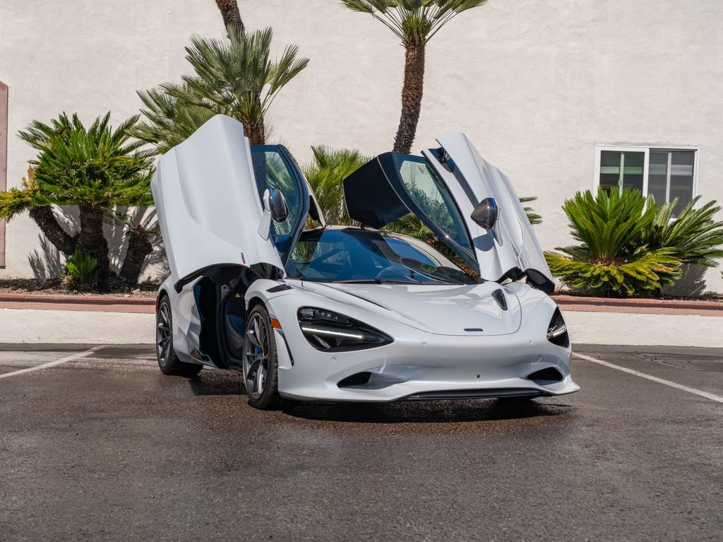 New 2026 McLaren 750S image 29