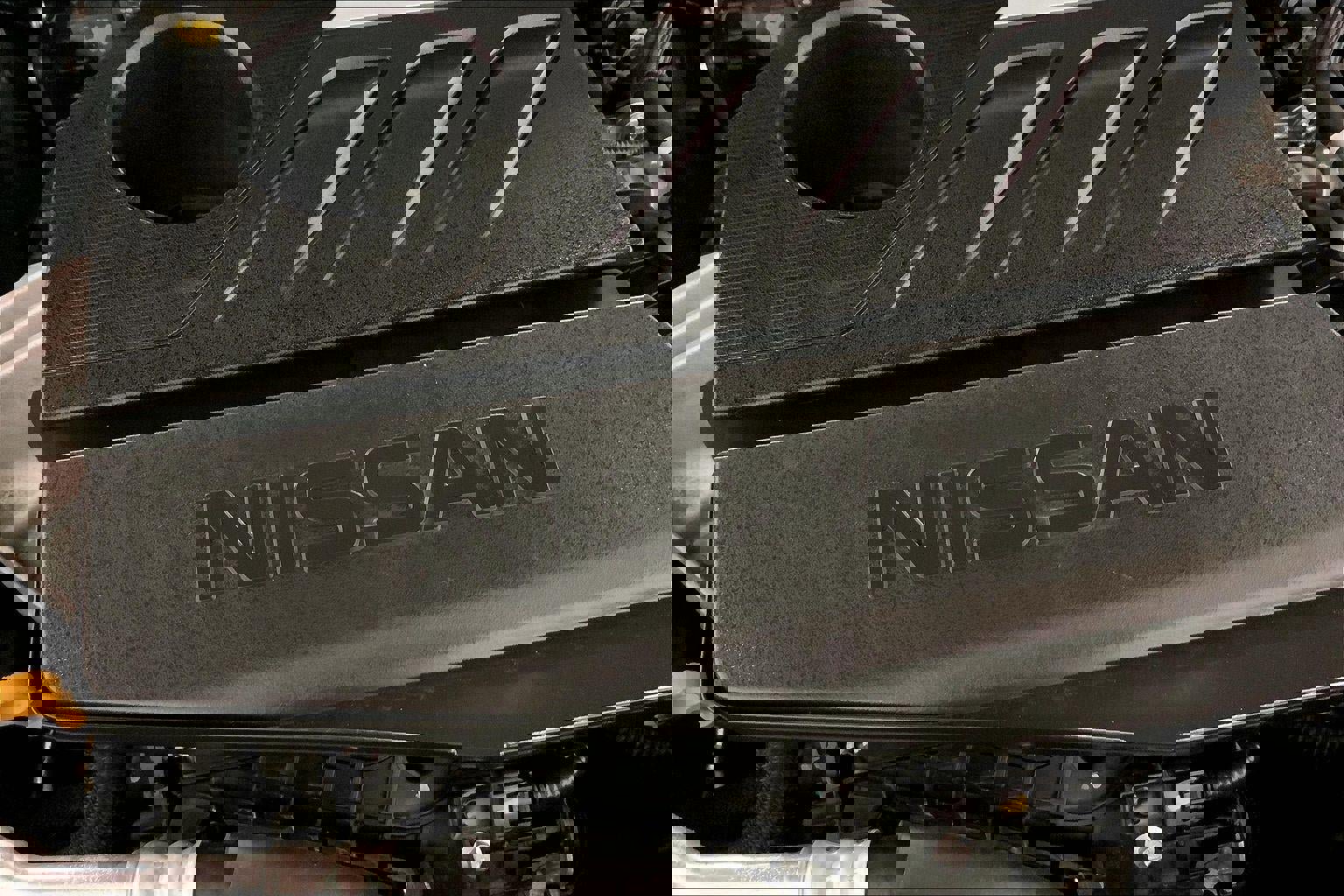 Used 2025 Nissan Rogue SV image 30