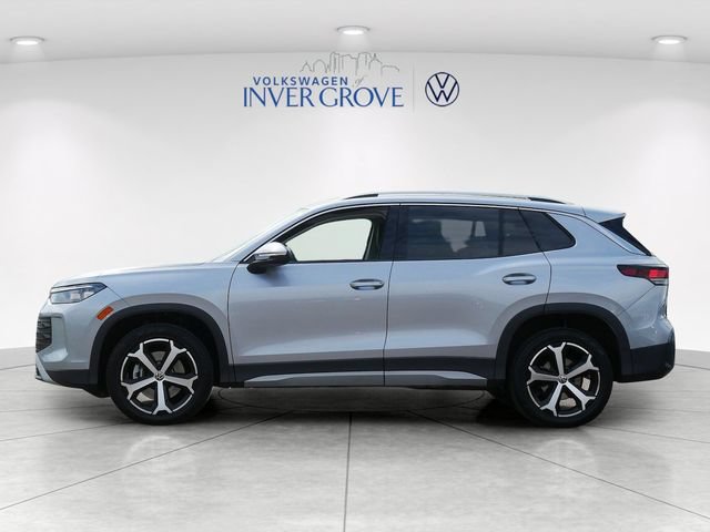 Certified 2025 Volkswagen Tiguan SE AWD/4WD image 4