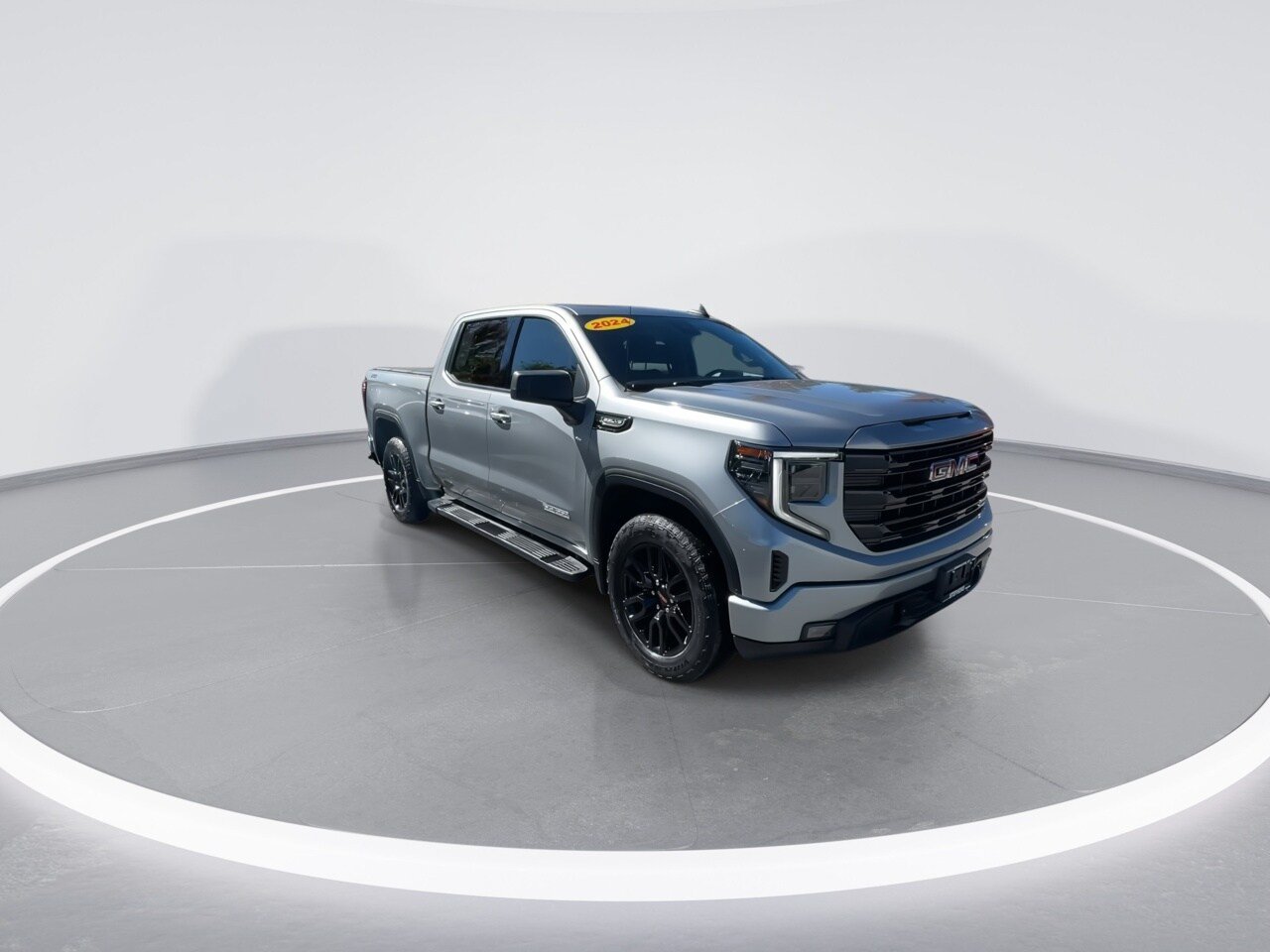 Used 2024 GMC Sierra 1500 Elevation w/ X31 Off-Road Package AWD/4WD image 2