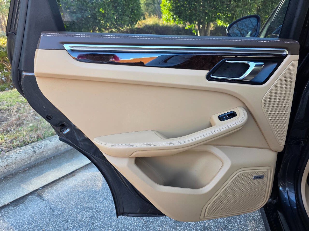 Used 2017 Porsche Macan GTS image 34