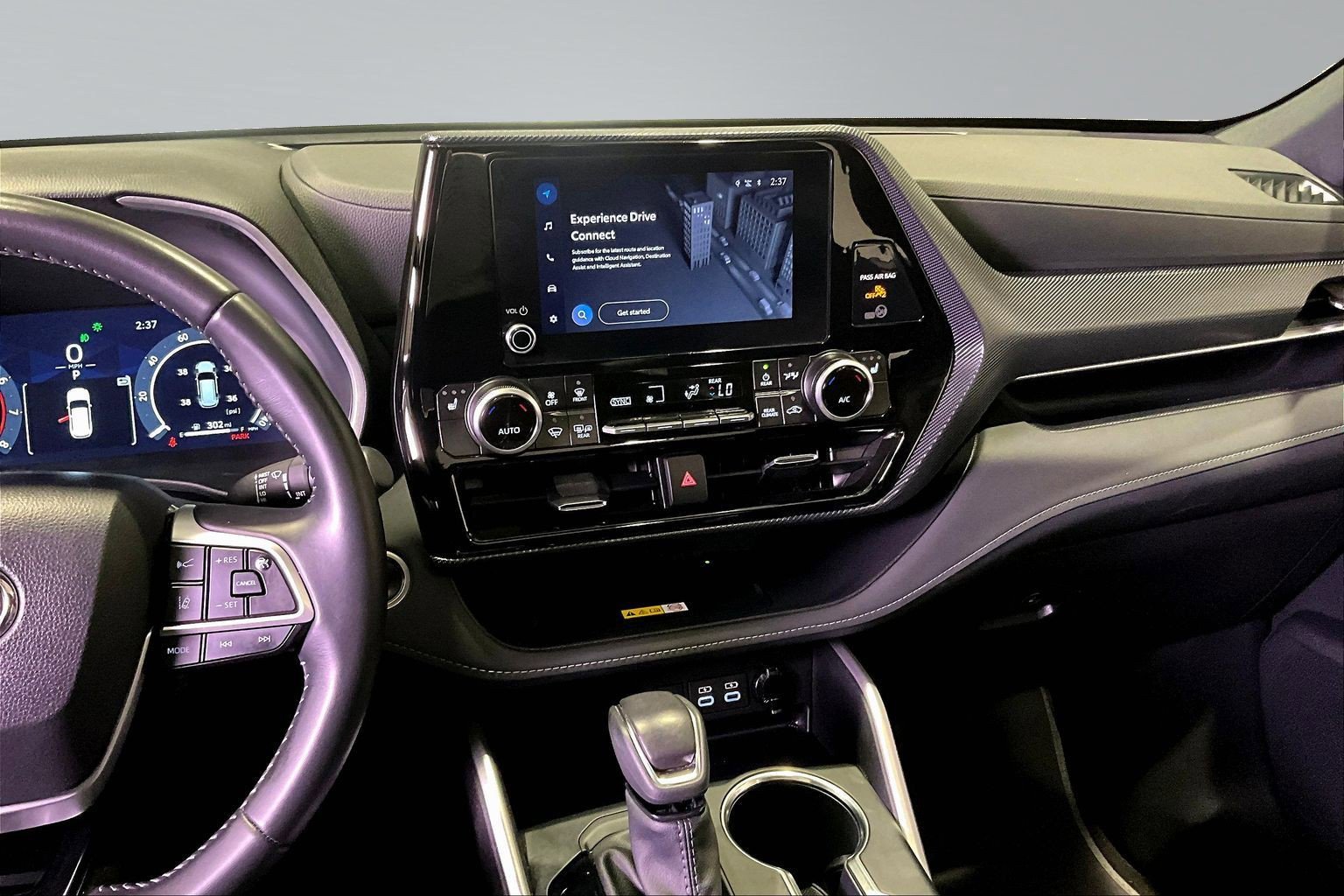 Used 2025 Toyota Highlander XSE image 9