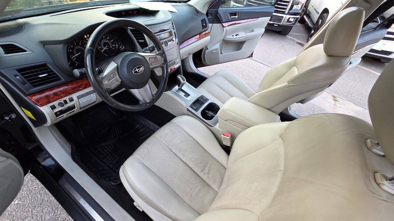 Used 2010 Subaru Outback 2.5i Limited AWD/4WD image 28
