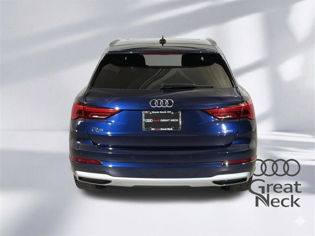 Used 2021 Audi Q3 2.0T Premium w/ Convenience Package AWD/4WD image 22