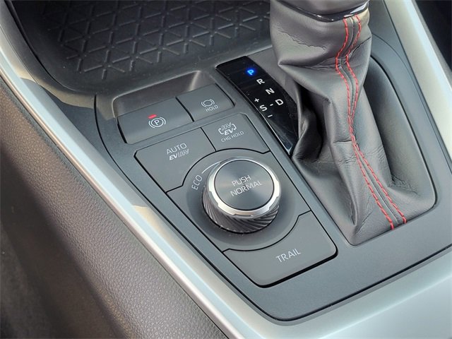 Used 2023 Toyota RAV4 SE image 27