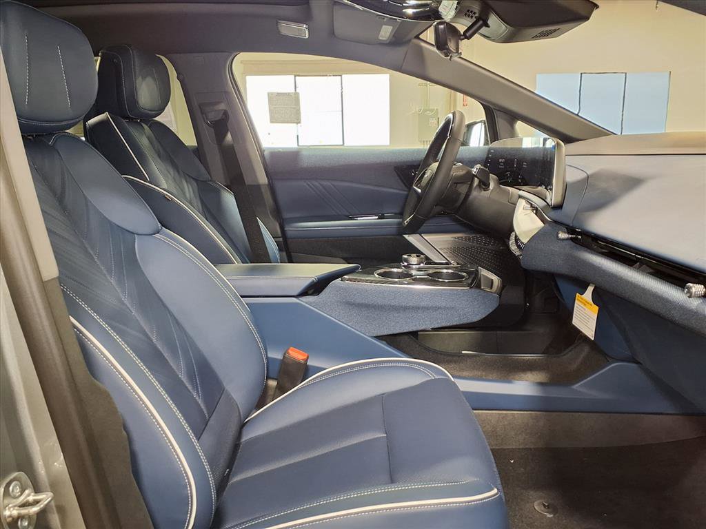 Used 2026 Cadillac Optiq Sport 2 image 6