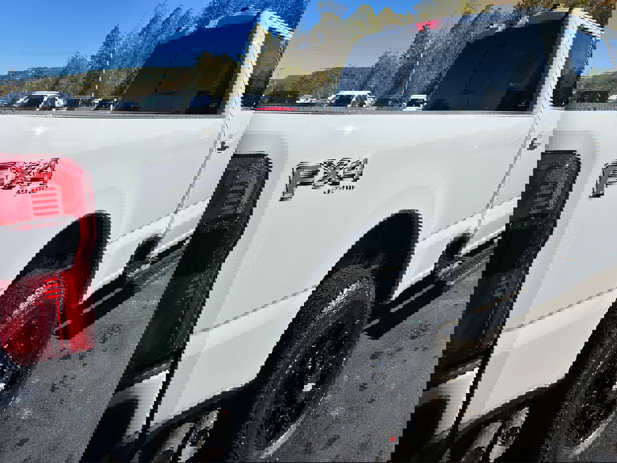 New 2026 Ford F350 Lariat image 30