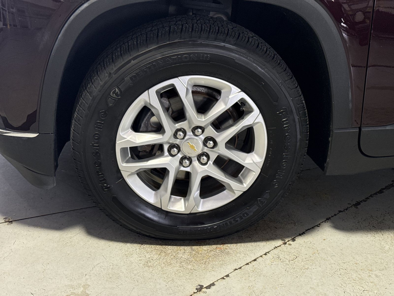 Used 2020 Chevrolet Traverse LT w/ Driver Confidence II Package FWD image 13
