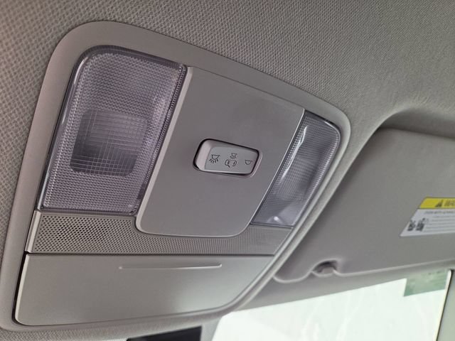 Certified 2025 Kia Soul LX w/ LX Technology Package FWD image 24