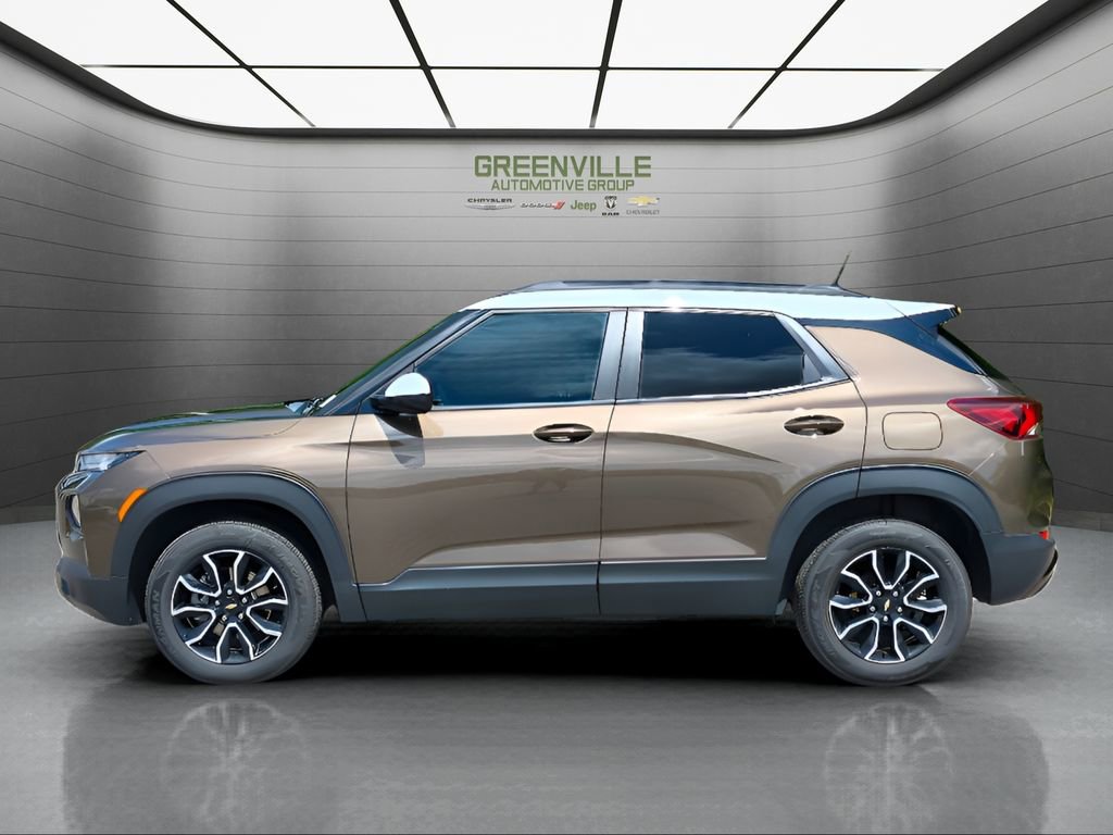 Used 2022 Chevrolet TrailBlazer ACTIV image 2