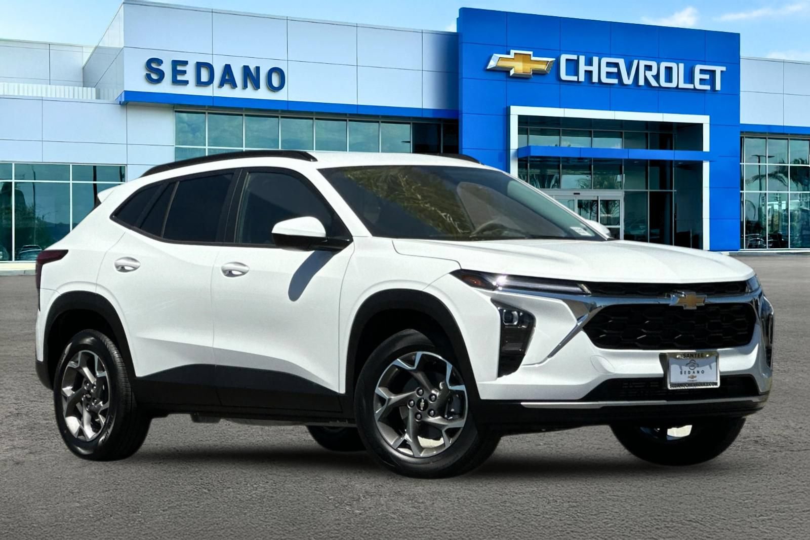 New 2026 Chevrolet Trax LT FWD image 2