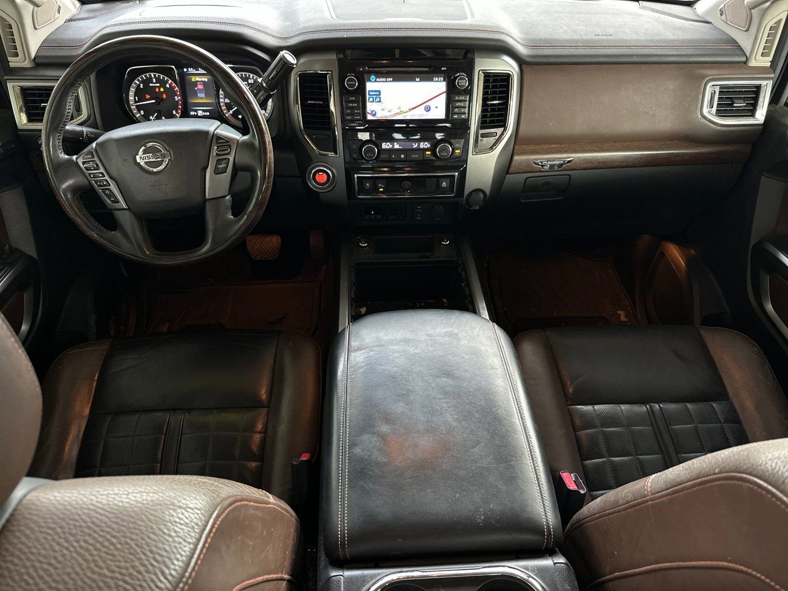 Used 2016 Nissan Titan Platinum Reserve image 12