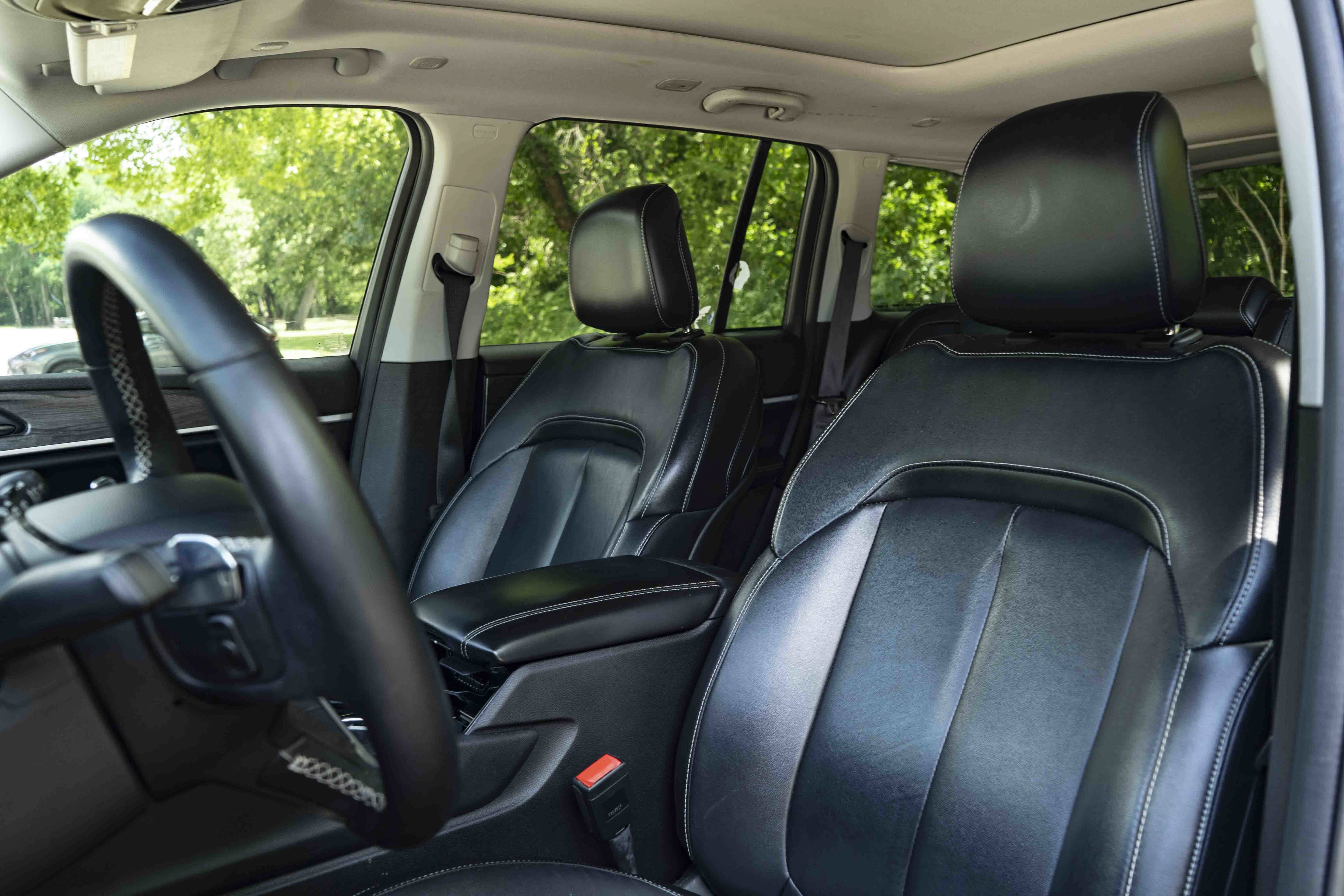 Used 2022 Jeep Grand Cherokee Limited RWD image 16