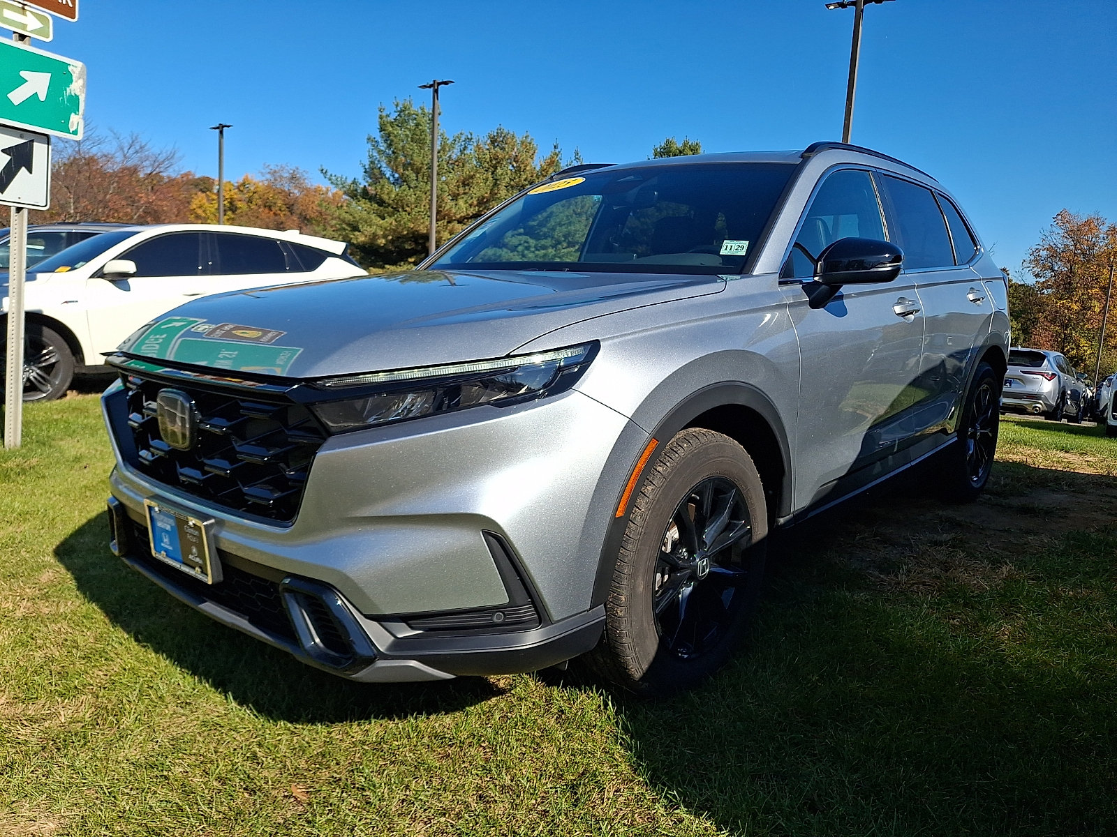 Used 2025 Honda CR-V Sport-L image 3