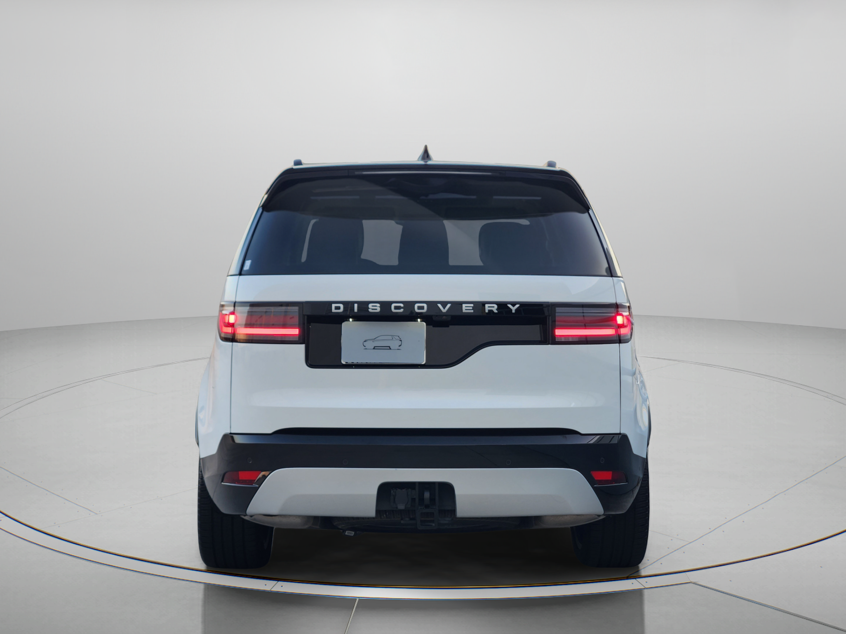 Certified 2026 Land Rover Discovery Limited Edition AWD/4WD image 4